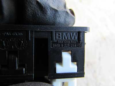 BMW Glovebox USB Aux-in Port 84109229246 F22 F30 F32 2, 3, 4, X Series5